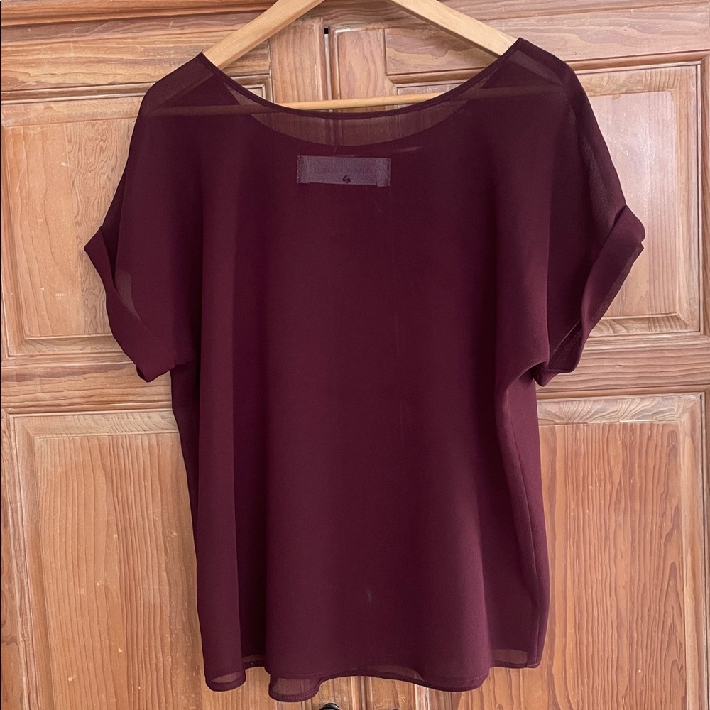 Women's Sheer Short-Sleeve Blouse in Burgundy - Picture 4 of 4